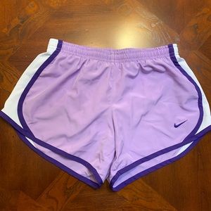 Nike shorts drifit kids size M